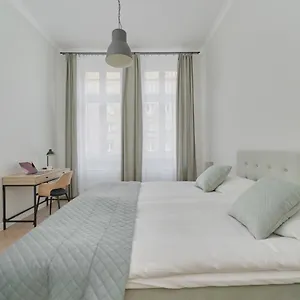 Pilsudskiego Stylish By Renters Apartament