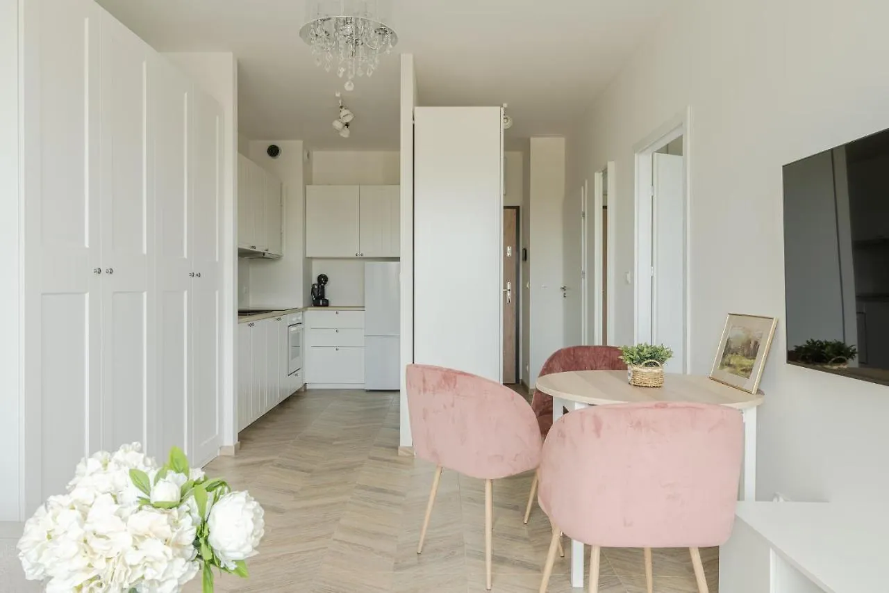 Rentplanet - Apartamenty Zajezdnia Wroclaw 0*,  Poland